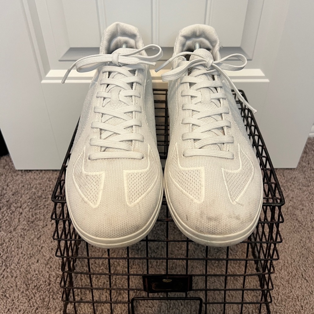 Rothy’s men’s RS01 white sneaker size 12